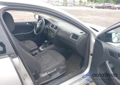 2014 Volkswagen Jetta 2.0L S z USA, uszkodzony, nr VIN 3VW2K7AJ7EM306388